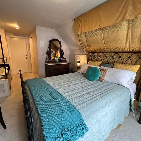 Astor House Bed & Breakfast Green Bay Ngoại thất bức ảnh